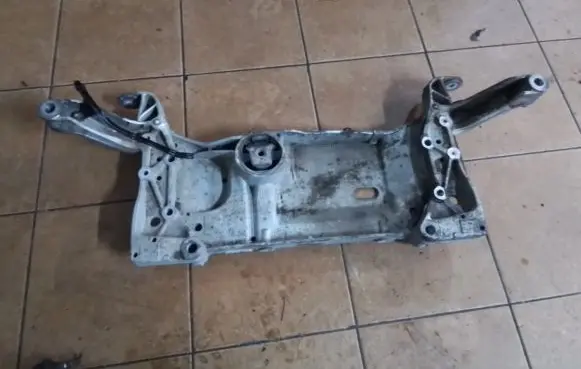 Volkswagen Caddy Front subframe 1K0199369G