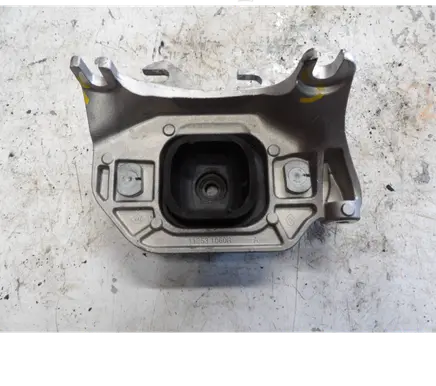 Renault Clio V Gearbox mounting bracket 112531060R