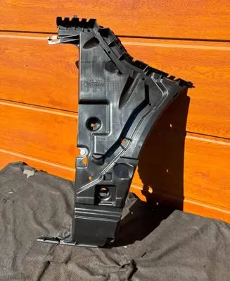Volvo XC60 Rear bumper mounting bracket 32296031