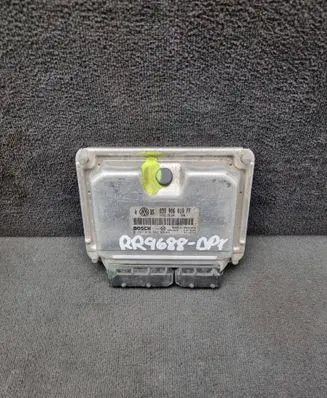 Volkswagen Golf IV Engine control unit/module 038906019FF 0281010662
