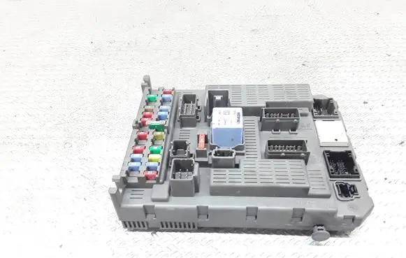 Citroen C8 Fuse module 1400010680