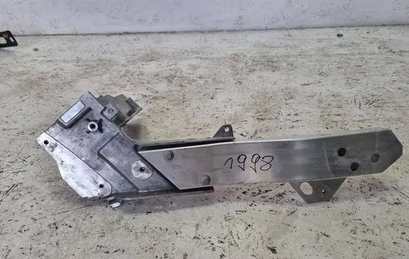 Mercedes-Benz E W213 Radiator support slam panel bracket A2136206300