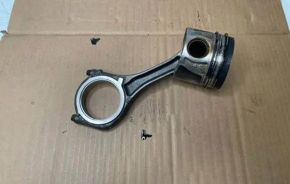 Volkswagen Touareg III Piston with connecting rod 59AE