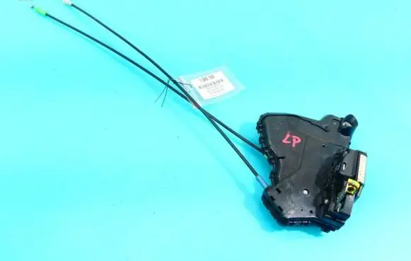 Toyota Verso Front door lock IMPRK1080720