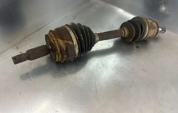 Mitsubishi Pajero Front driveshaft