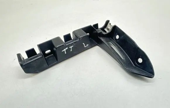 Audi TT TTS Mk2 Front bumper mounting bracket 8J0807183B