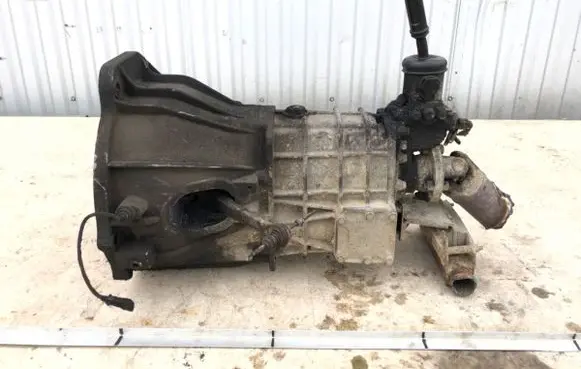 Iveco Daily 30.8 - 9 Manual 5 speed gearbox 28268868231
