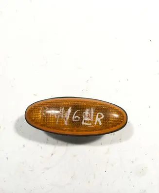 Ford Ranger Front fender indicator light 0464859 E2013141