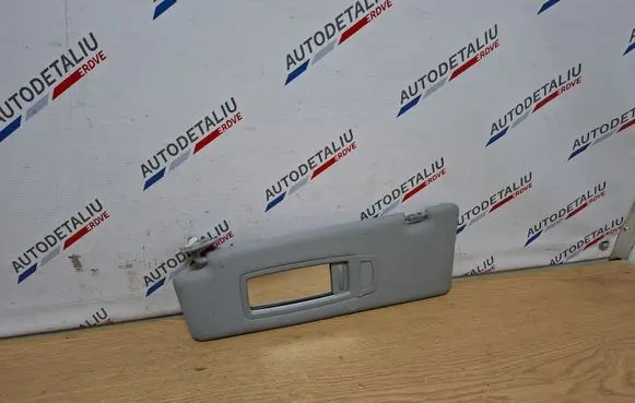 Sun visor