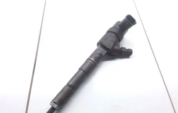 Alfa Romeo 159 Fuel injector 0445110243 AAAD427AA