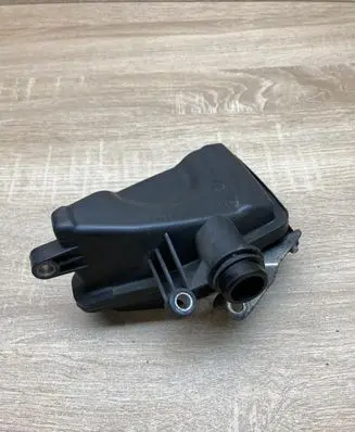 Mercedes-Benz C W204 Intake resonator A6421400087