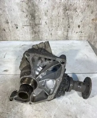 Nissan X-Trail T30 Gearbox transfer box case Xuk