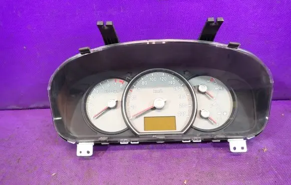 KIA Carens I Speedometer (instrument cluster) 940031D710