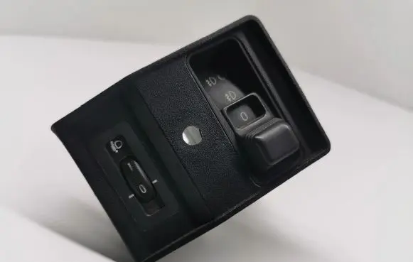 BMW 5 E34 Light switch 8110498