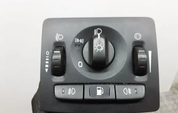 Light switch