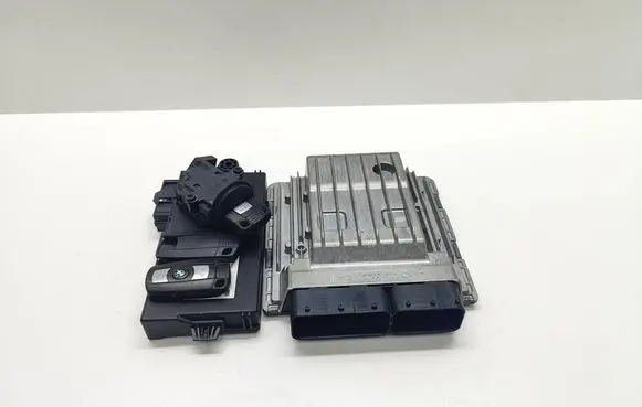 BMW 5 E60 E61 Engine ECU kit and lock set 7578020 6943834 694383401