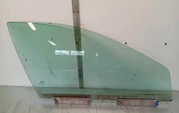 Volvo S60 Front door window glass four-door