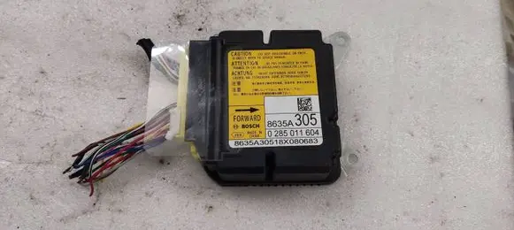 Mitsubishi Outlander Airbag control unit/module 8635A305 0285011604