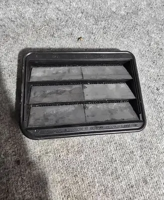 BMW 4 F36 Gran coupe Quarter panel pressure vent 8176945