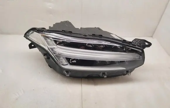 Volvo XC90 Headlight/headlamp