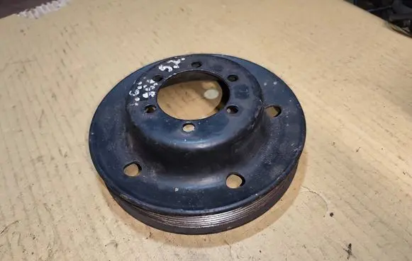 Jeep Grand Cherokee Water pump pulley 