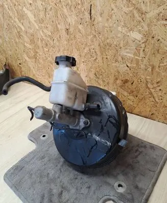 KIA Ceed Brake booster 585001H200 200801160393