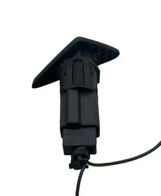 Ford Focus Tailgate opening switch 9654121