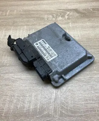 Opel Astra G Engine control unit/module ECU 24417166 0281010456