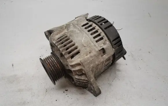 Renault Laguna I Generator/alternator 7700861496