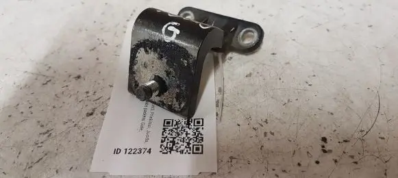 Tailgate/trunk/boot hinge