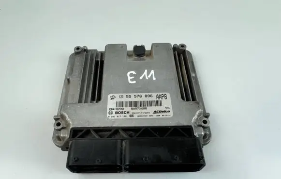 Opel Astra H Engine control unit/module 55576896 55575350 0281017106
