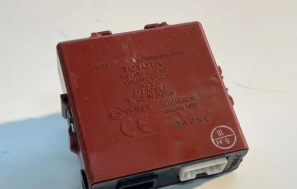 Toyota RAV 4 (XA50) Tire pressure control unit 8976042010