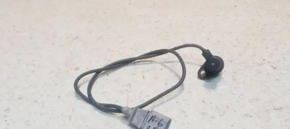 Audi A6 S6 C5 4B Crankshaft position sensor 0281002223 208214