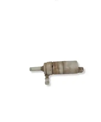 KIA Sorento Headlight washer pump 