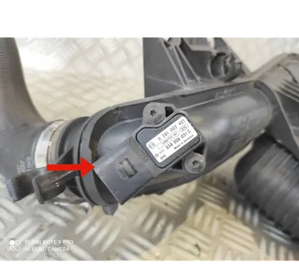 Audi A4 S4 B8 8K Air pressure sensor 0281002401 038906051C