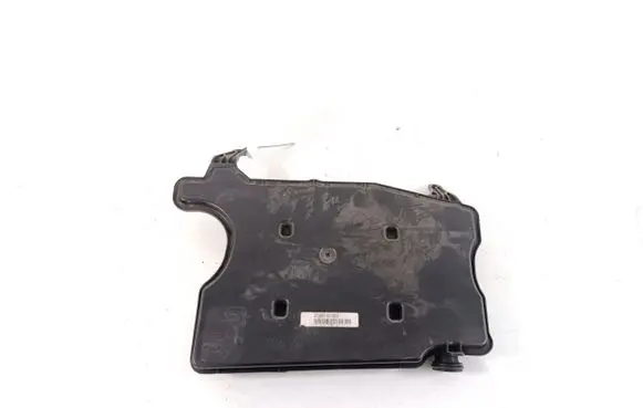 BMW 2 F46 Other engine bay part 8570016