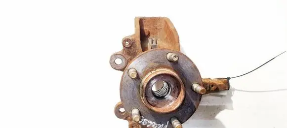Ford Focus C-MAX Front wheel hub