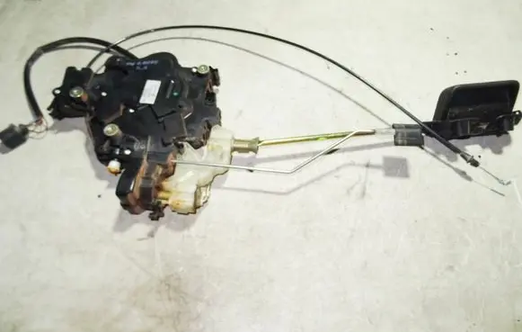 Volkswagen Caddy Sliding door lock 2K0843653AJ