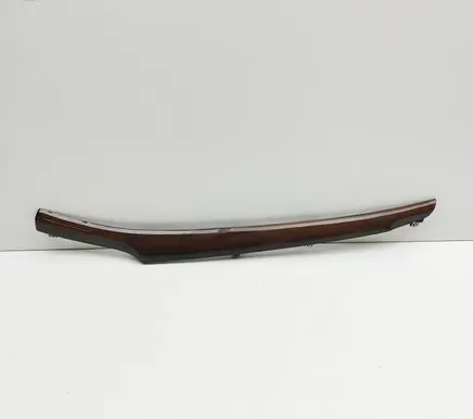 Dashboard glove box trim
