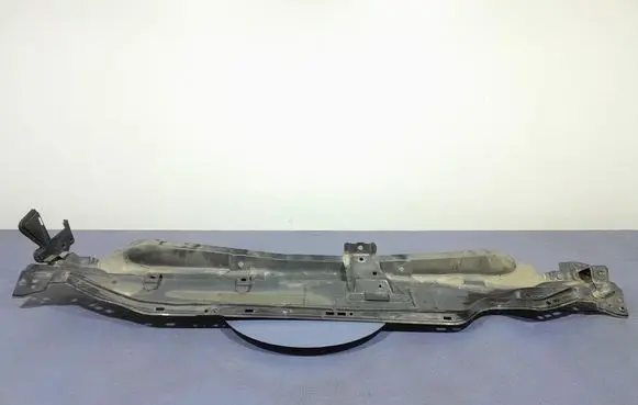 Toyota Avensis T270 Wiper trim