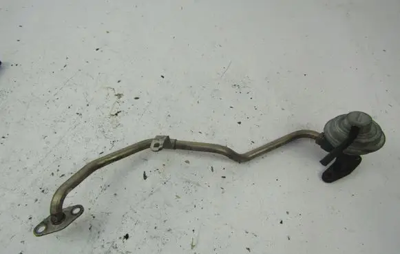 Volkswagen Golf IV EGR valve 