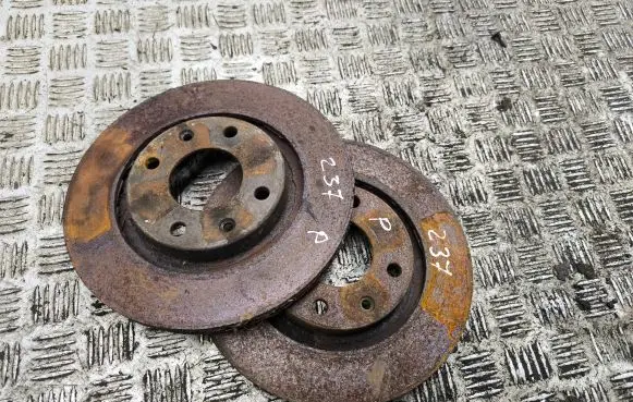 Citroen DS3 Front brake disc