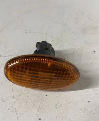 Subaru Outback Front fender indicator light 015445
