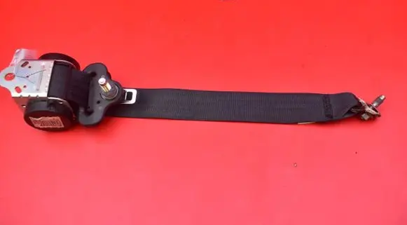 Nissan Juke I F15 Front seatbelt 617968900B
