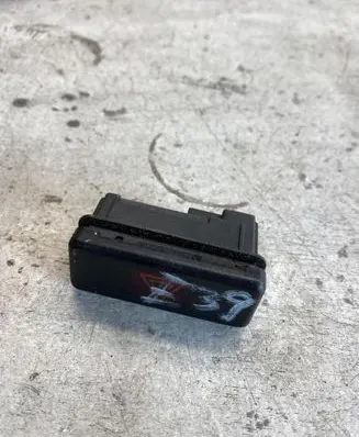 BMW 5 E39 Hazard light switch 8350947