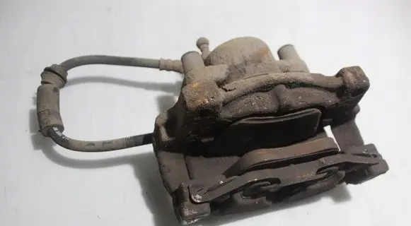 Front brake caliper
