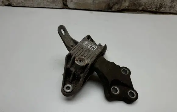 Opel Astra J Gearbox mount 13287957