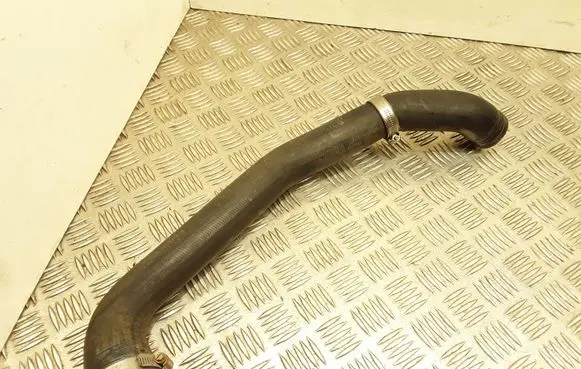 Ford Focus Intercooler hose/pipe CV616C646AE