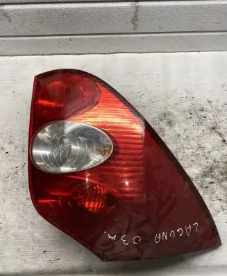 Renault Laguna II Rear/tail lights 8200002471