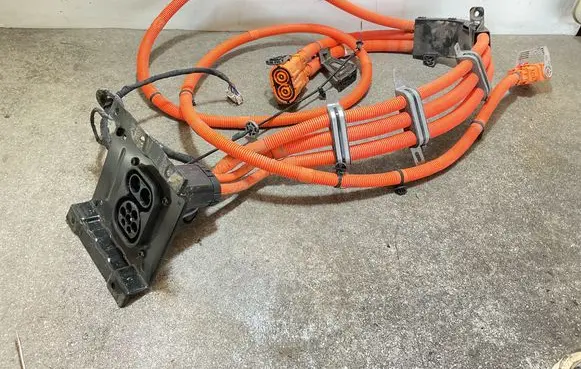 Volvo EX30 Electric car charge socket 90097017